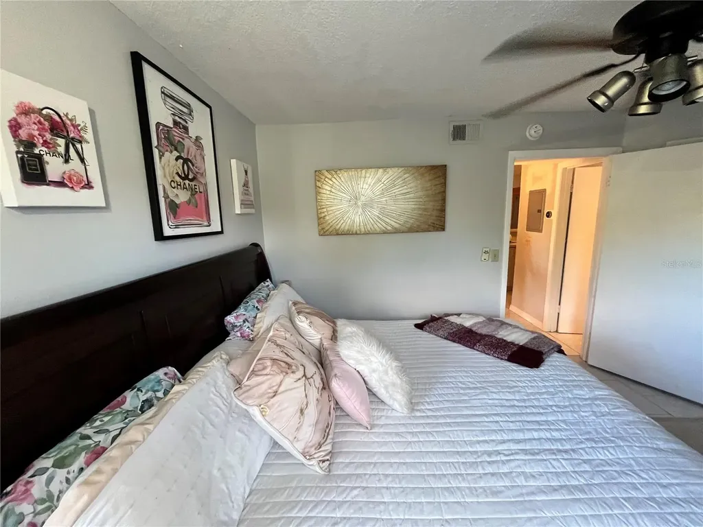 400 Lake Placid Court Altamonte Springs FL 32701