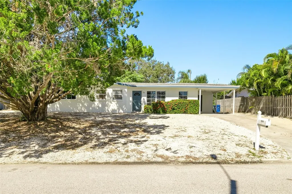 2553 Tulip Street Sarasota FL 34239