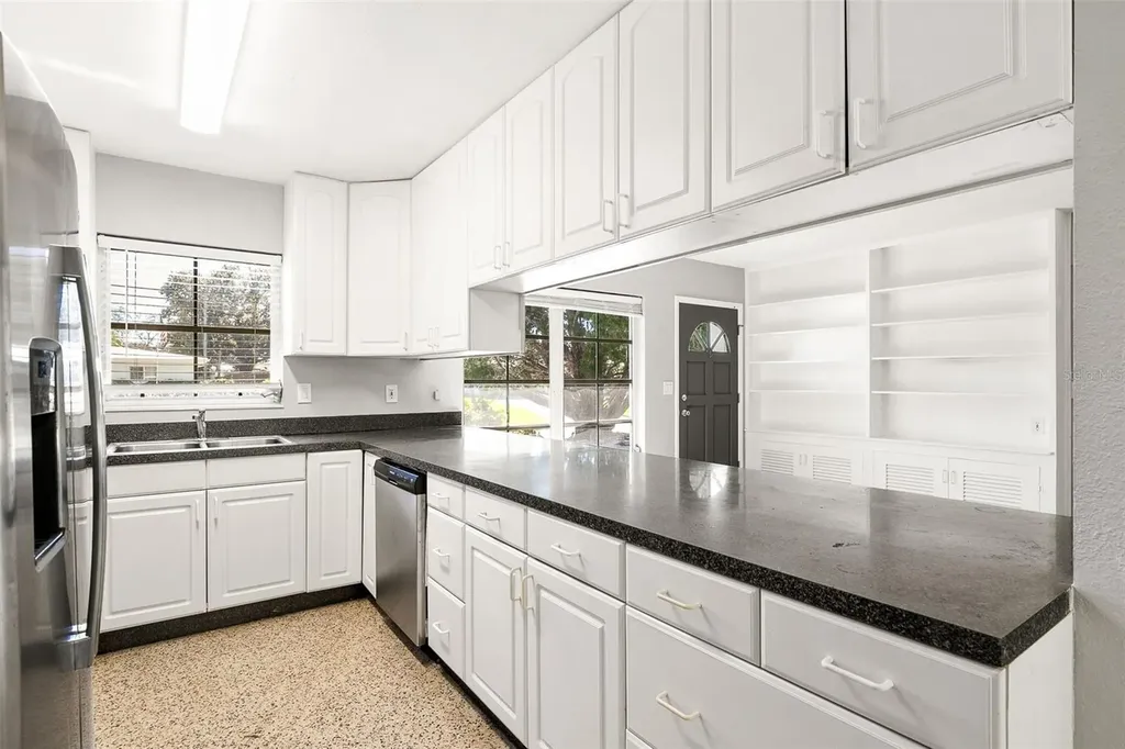 2553 Tulip Street Sarasota FL 34239