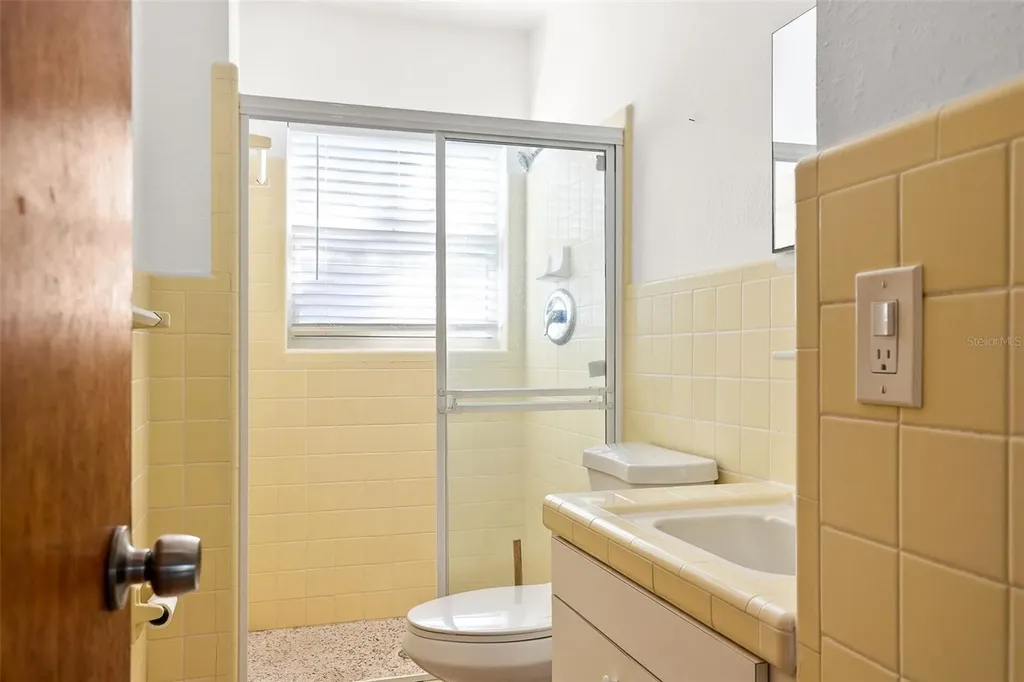 2553 Tulip Street Sarasota FL 34239