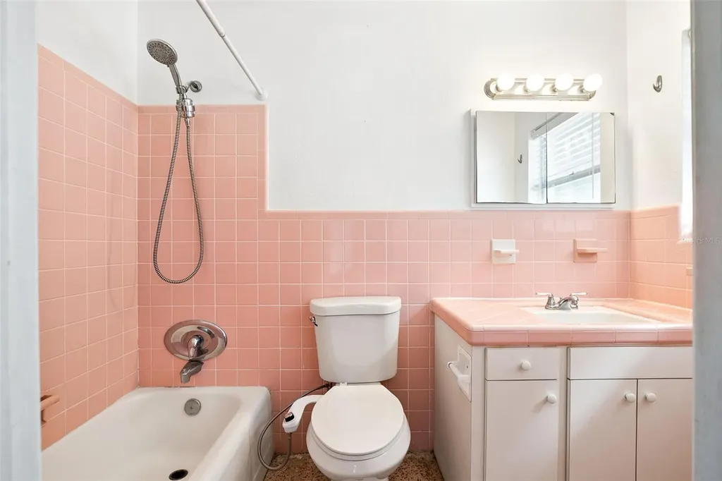 2553 Tulip Street Sarasota FL 34239