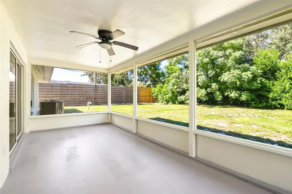 2553 Tulip Street Sarasota FL 34239