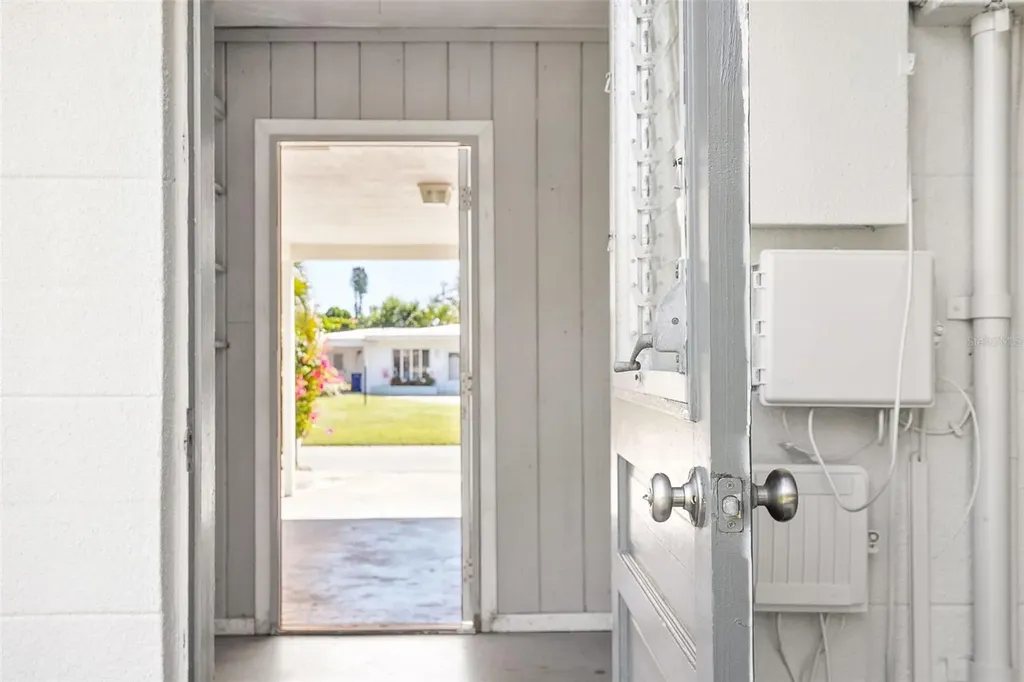 2553 Tulip Street Sarasota FL 34239