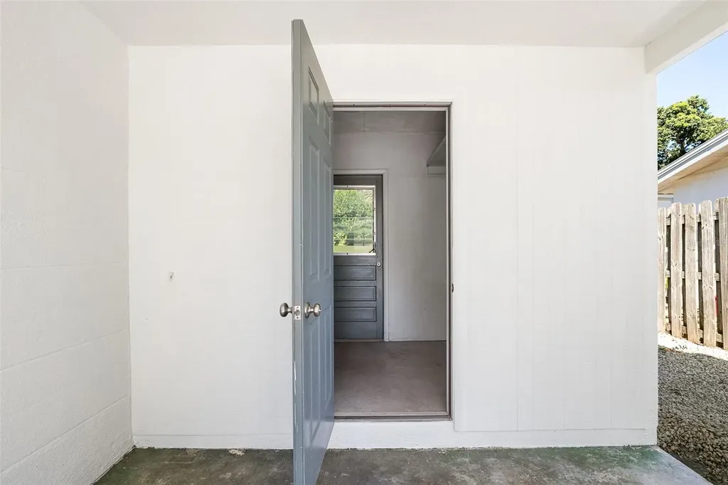 2553 Tulip Street Sarasota FL 34239