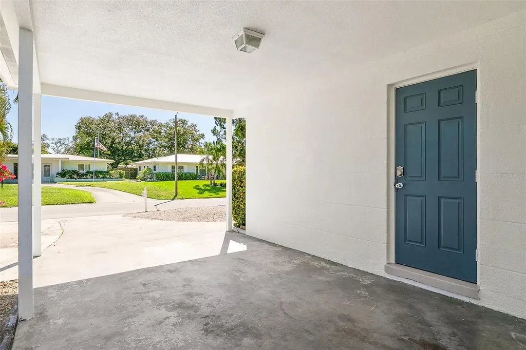 2553 Tulip Street Sarasota FL 34239