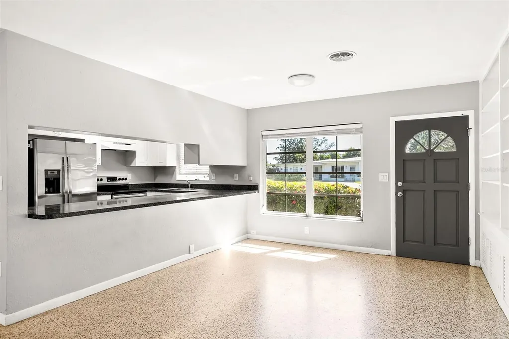 2553 Tulip Street Sarasota FL 34239
