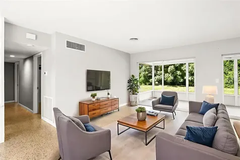 2553 Tulip Street Sarasota FL 34239