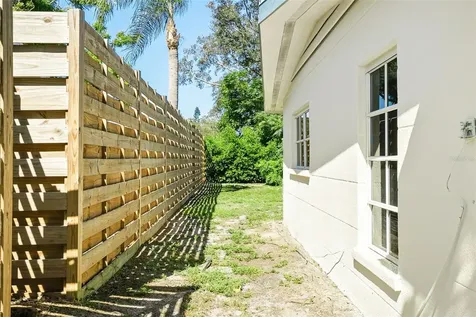 2553 Tulip Street Sarasota FL 34239