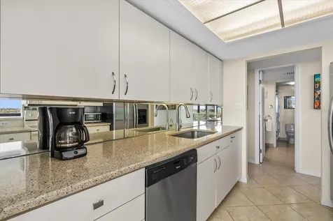 5400 Ocean Boulevard Sarasota FL 34242