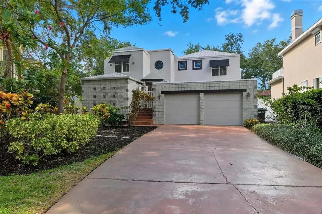 2713 Chambray Lane Tampa FL 33611