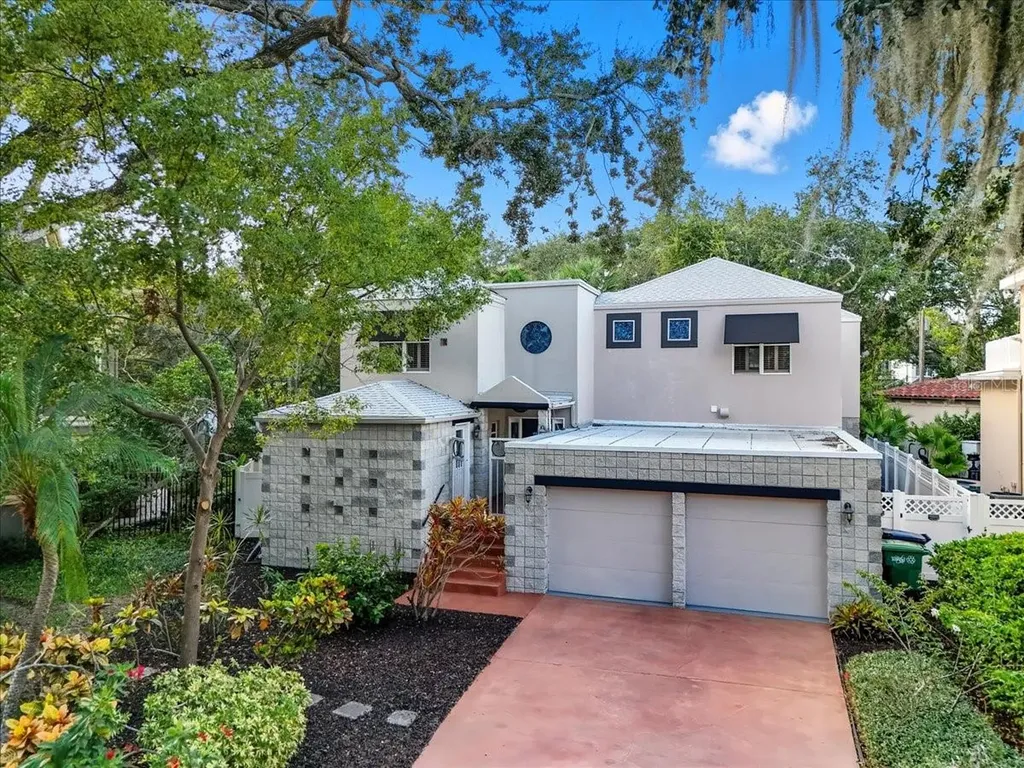 2713 Chambray Lane Tampa FL 33611