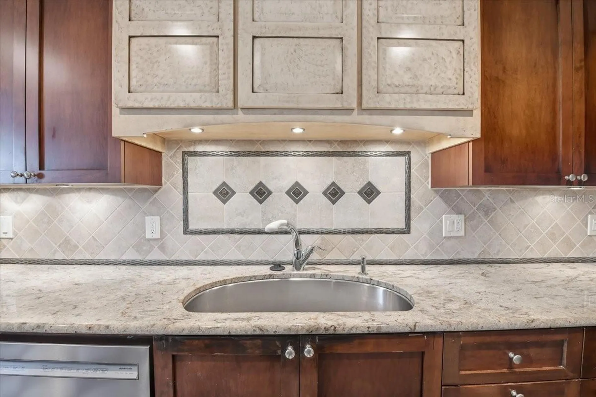 2713 Chambray Lane Tampa FL 33611