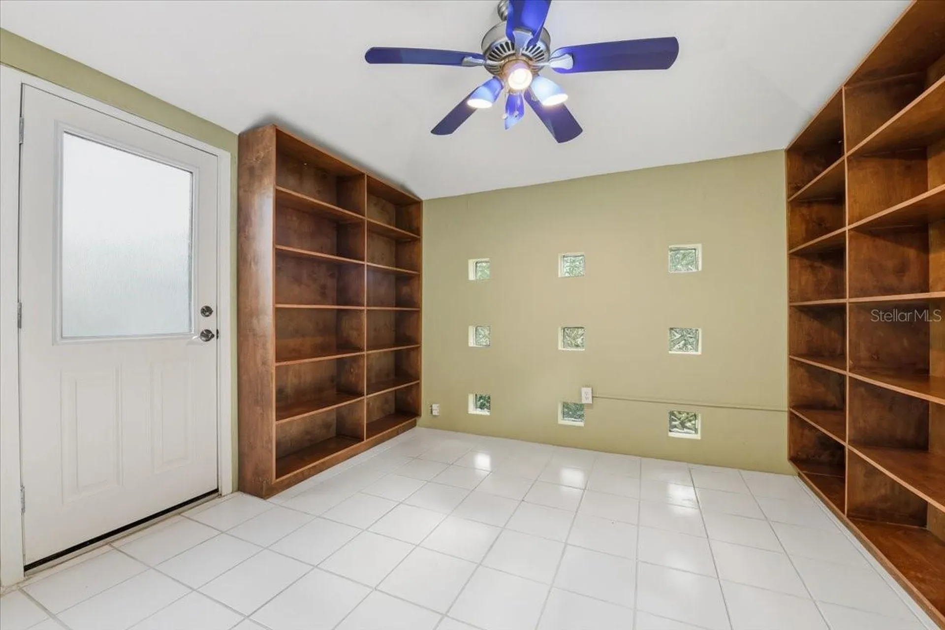 2713 Chambray Lane Tampa FL 33611