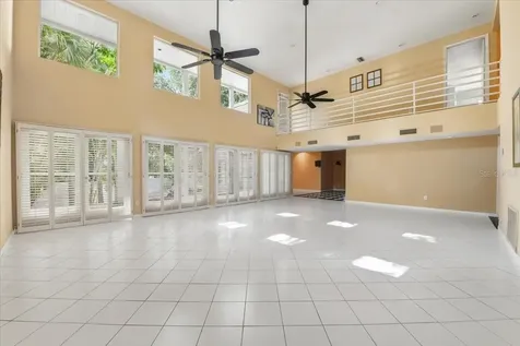 2713 Chambray Lane Tampa FL 33611