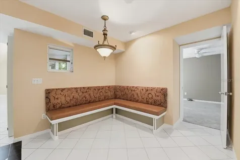2713 Chambray Lane Tampa FL 33611