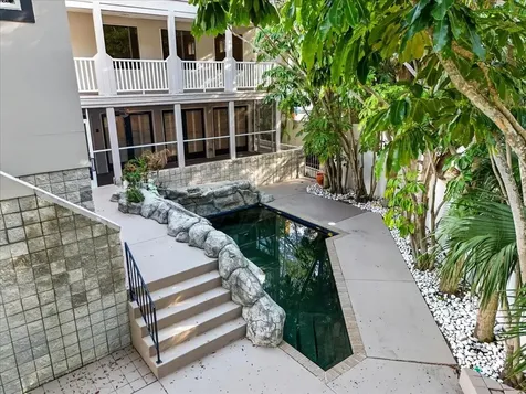 2713 Chambray Lane Tampa FL 33611