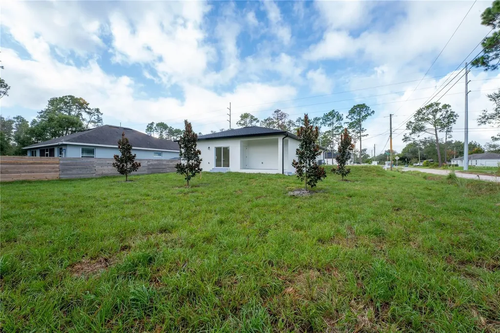 1491 9th Avenue Deland FL 32724