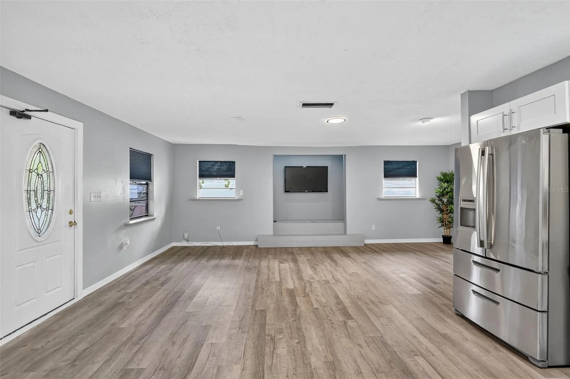 6220 W Thorpe Street Tampa FL 33611