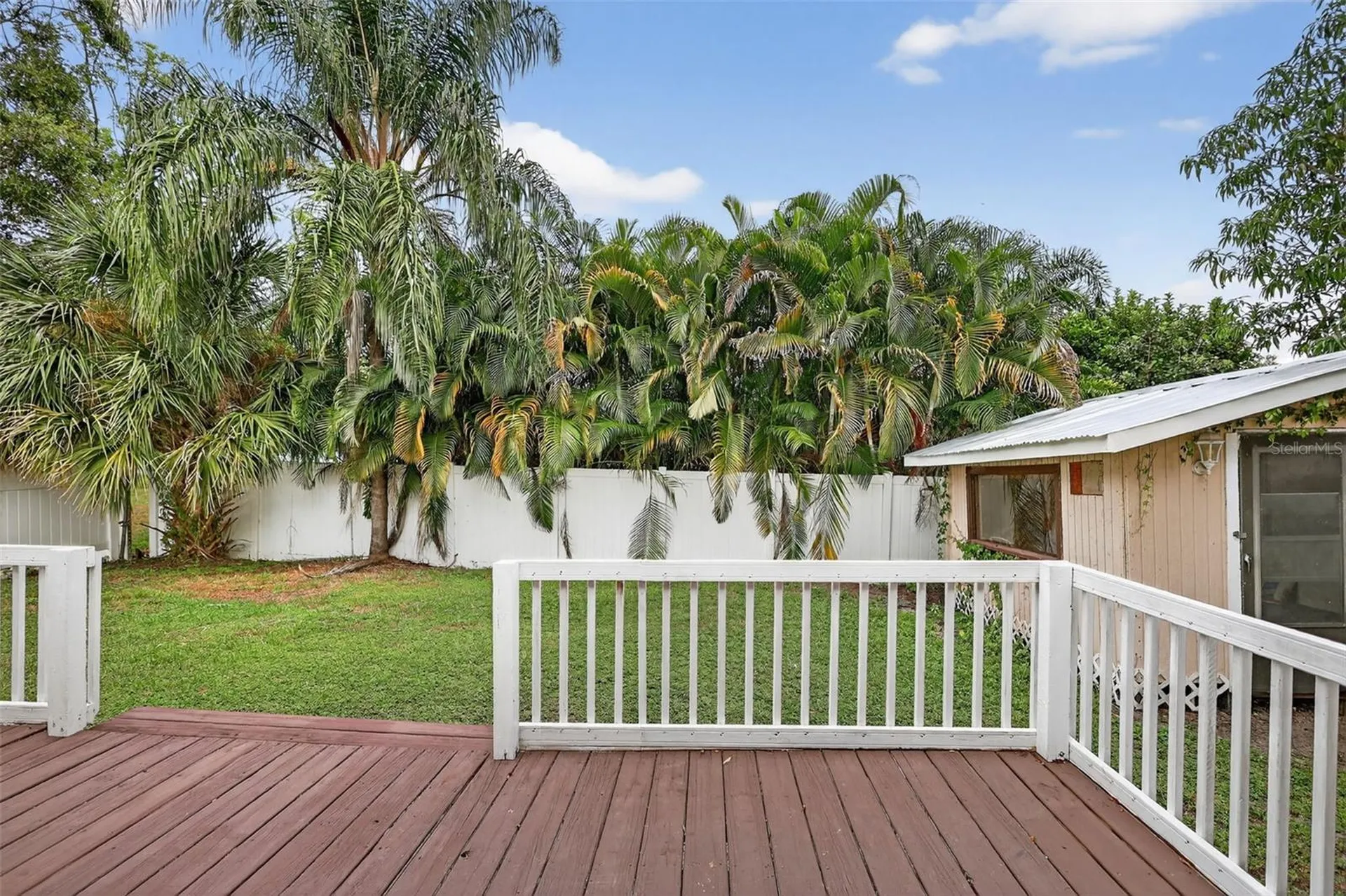 6220 W Thorpe Street Tampa FL 33611