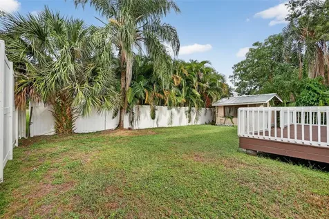 6220 W Thorpe Street Tampa FL 33611