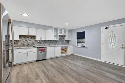 6220 W Thorpe Street Tampa FL 33611