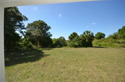 8581 Agate Street Port Charlotte FL 33981