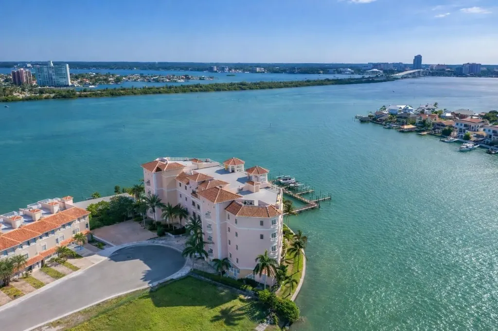 205 Brightwater Drive Clearwater Beach FL 33767