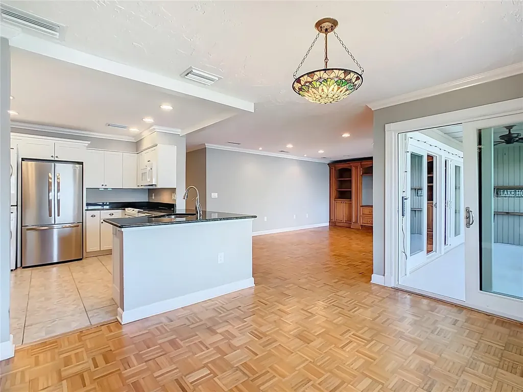 353 W Lake Faith Drive Maitland FL 32751