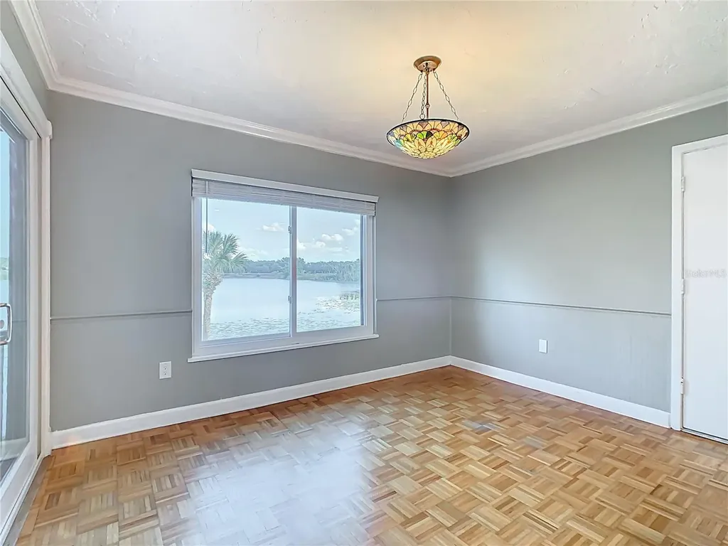 353 W Lake Faith Drive Maitland FL 32751