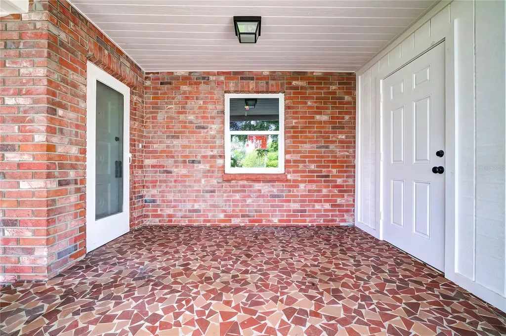 616 Powell Street Wildwood FL 34785