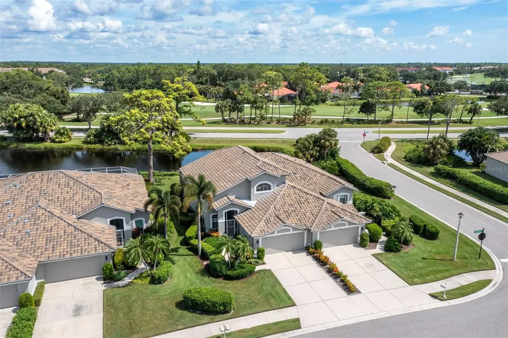 8737 Pebble Creek Lane Sarasota FL 34238