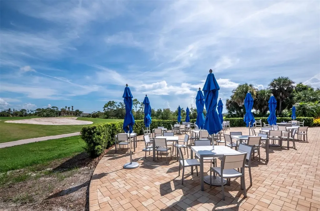 8737 Pebble Creek Lane Sarasota FL 34238