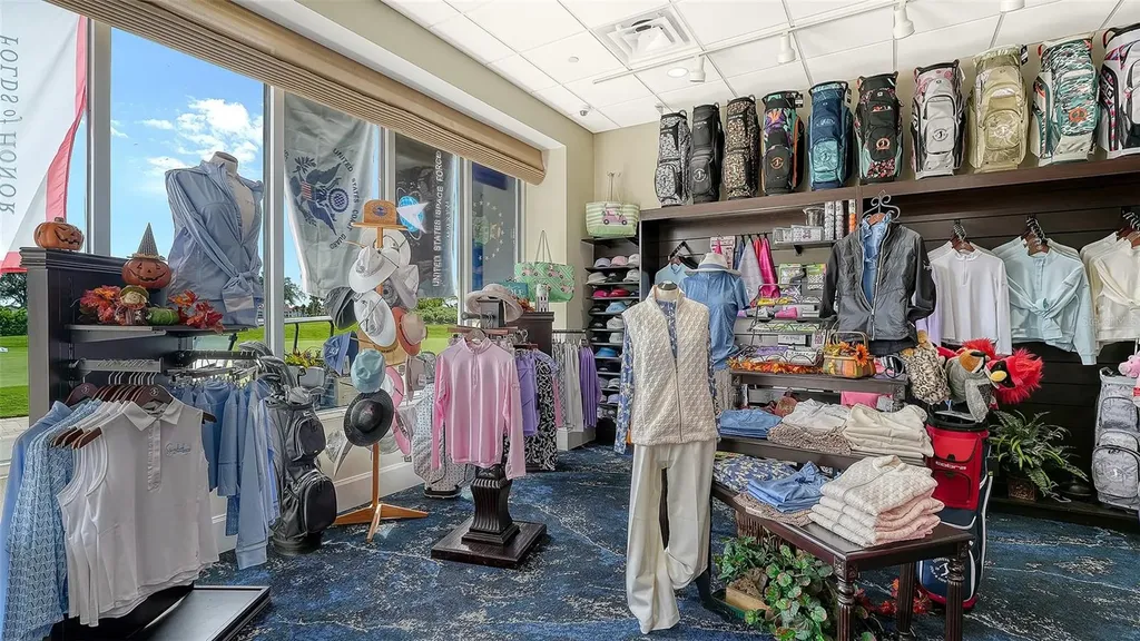 8737 Pebble Creek Lane Sarasota FL 34238
