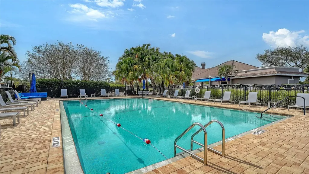 8737 Pebble Creek Lane Sarasota FL 34238