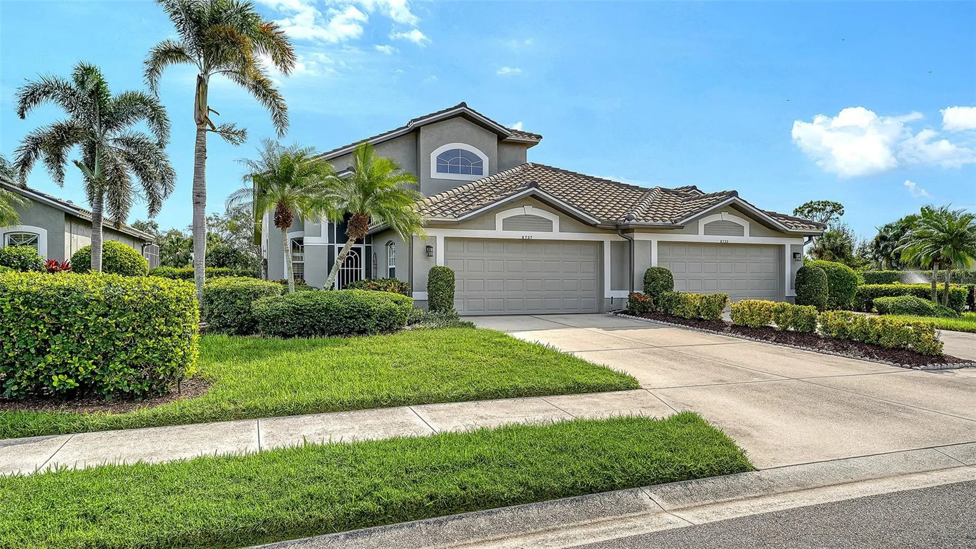 8737 Pebble Creek Lane Sarasota FL 34238