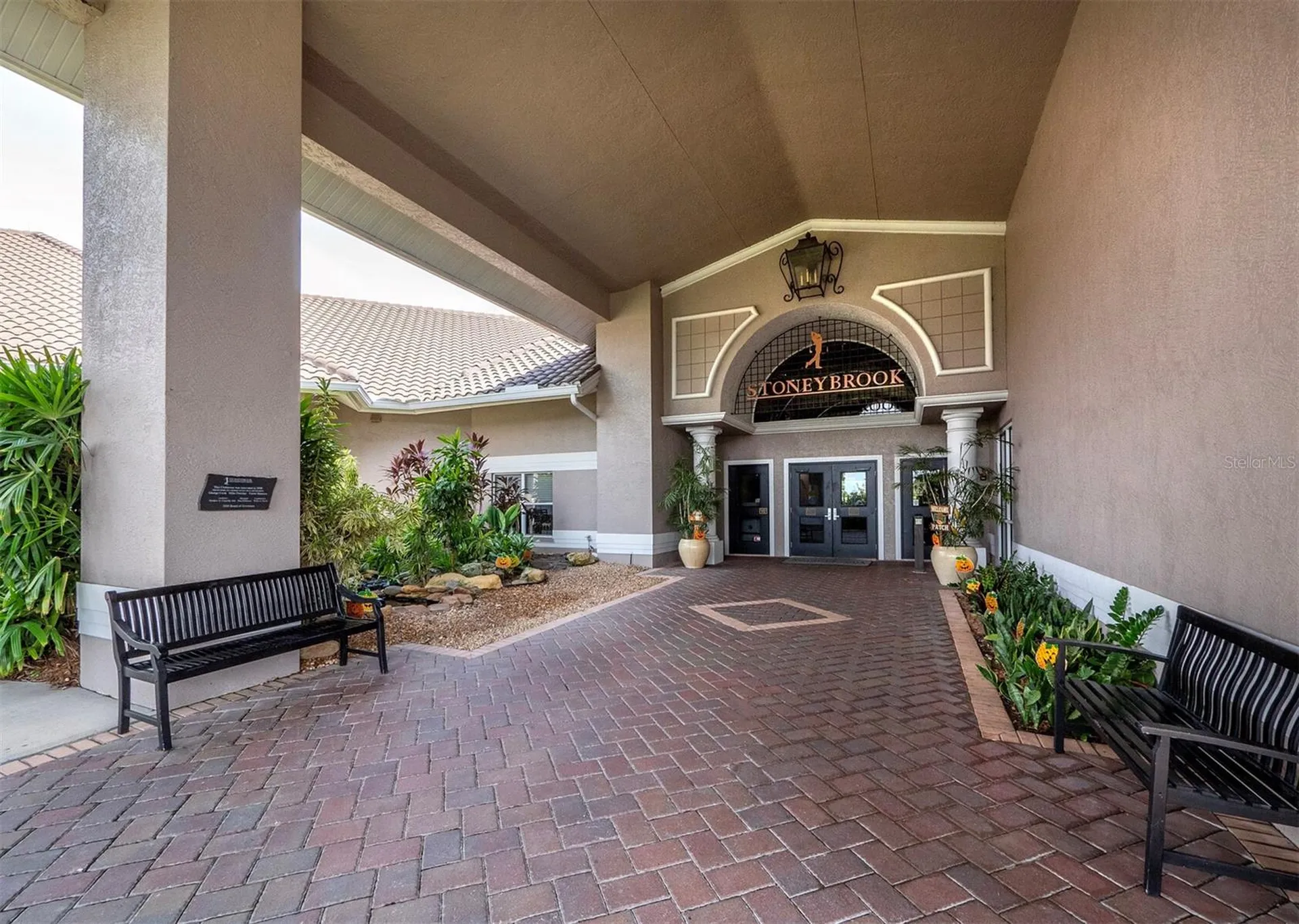 8737 Pebble Creek Lane Sarasota FL 34238
