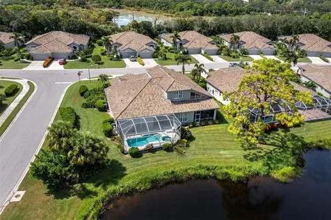 8737 Pebble Creek Lane Sarasota FL 34238