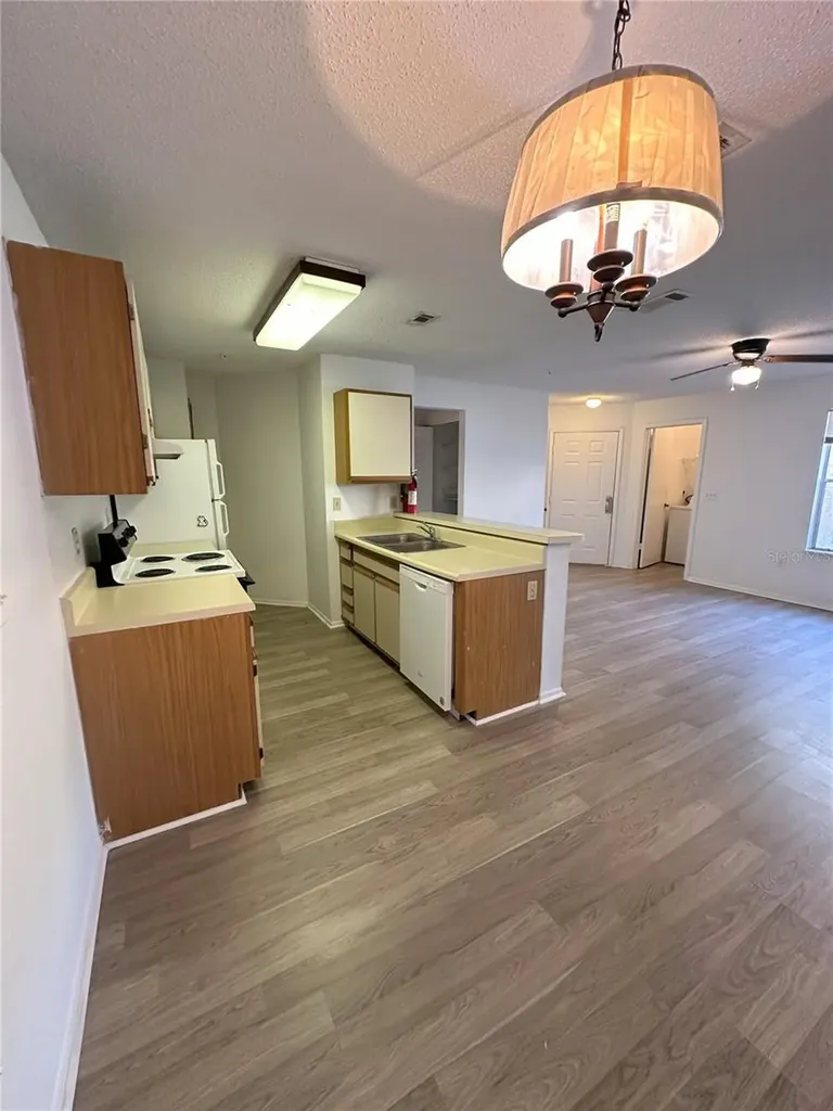 627 Dory Lane Altamonte Springs FL 32714