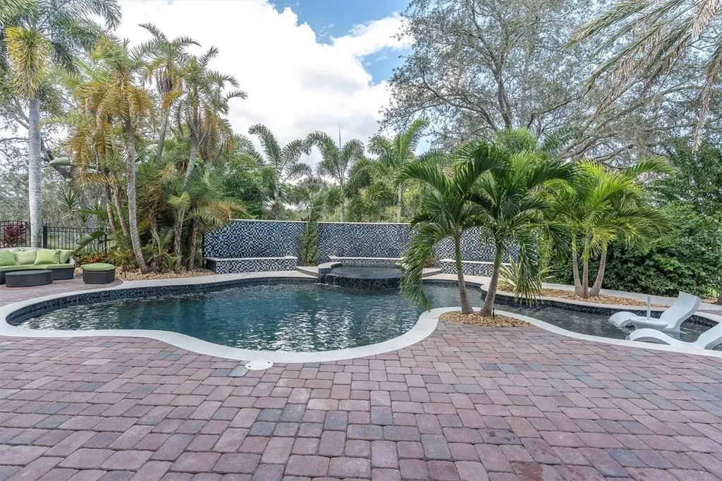 2861 Roehampton Close Tarpon Springs FL 34688