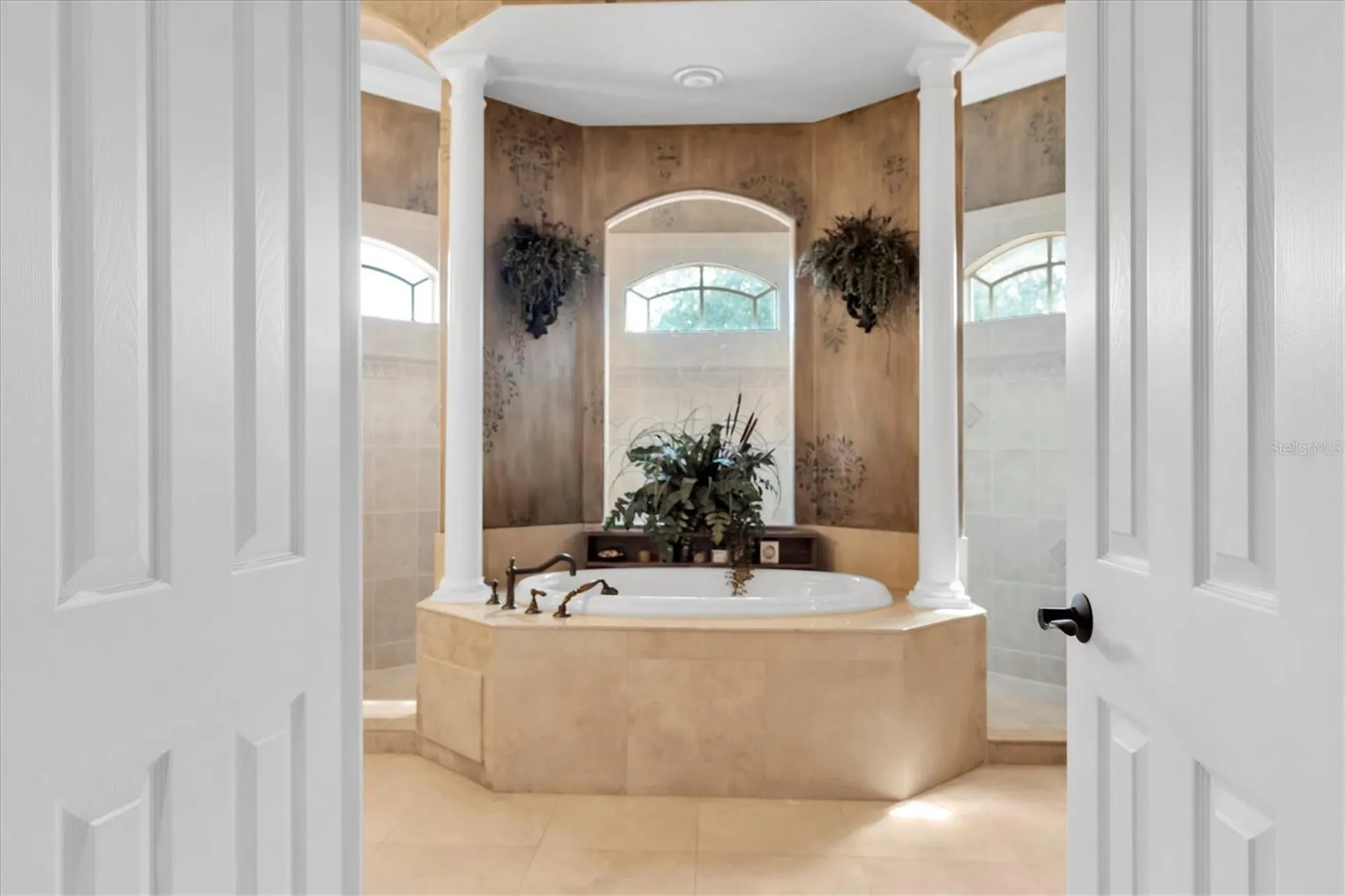2861 Roehampton Close Tarpon Springs FL 34688