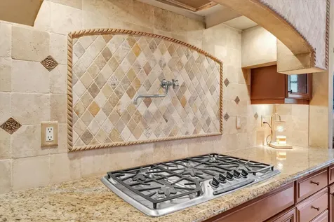 2861 Roehampton Close Tarpon Springs FL 34688