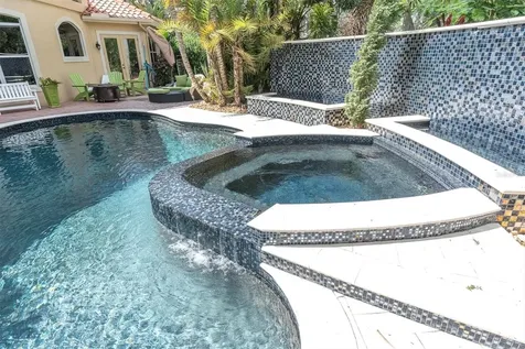 2861 Roehampton Close Tarpon Springs FL 34688
