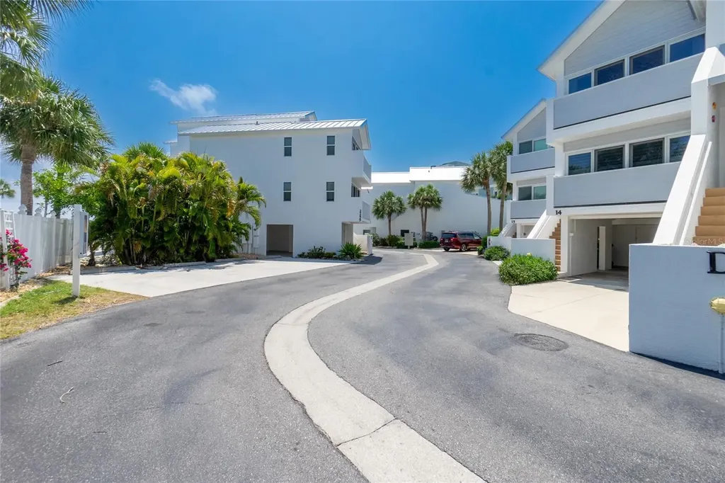 2255 N Beach Road Englewood FL 34223