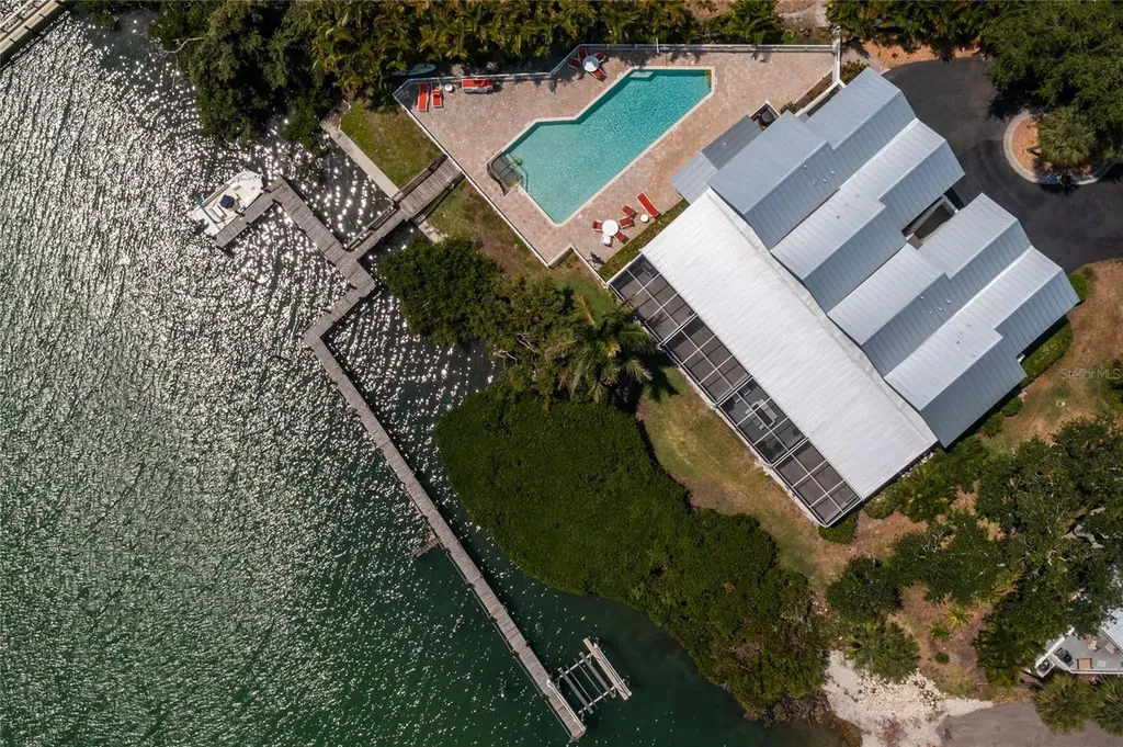 2255 N Beach Road Englewood FL 34223