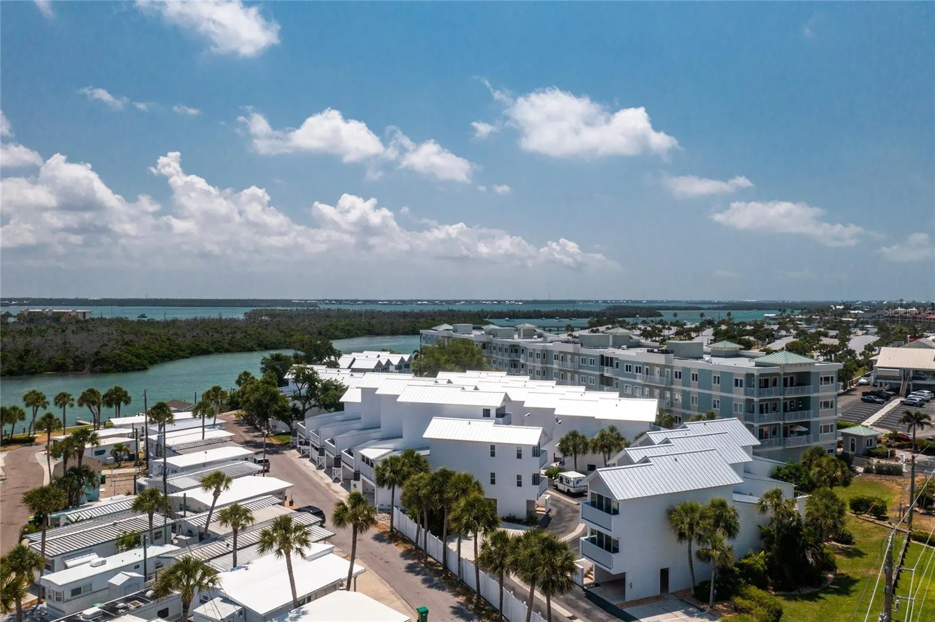 2255 N Beach Road Englewood FL 34223