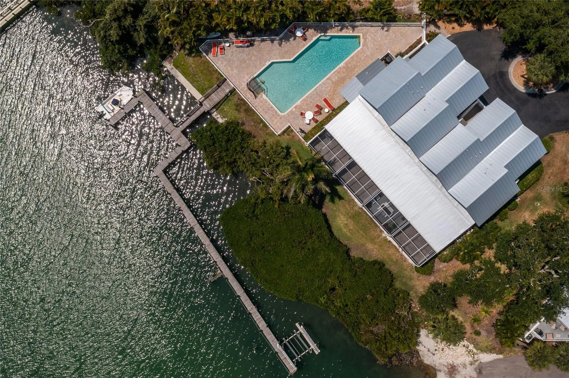 2255 N Beach Road Englewood FL 34223