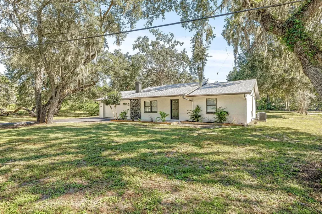 5164 Lakewood Drive Dade City FL 33523