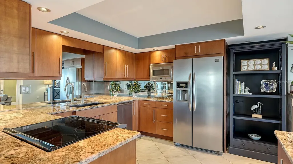 101 Benjamin Franklin Drive Sarasota FL 34236