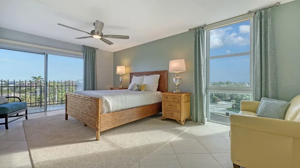 101 Benjamin Franklin Drive Sarasota FL 34236