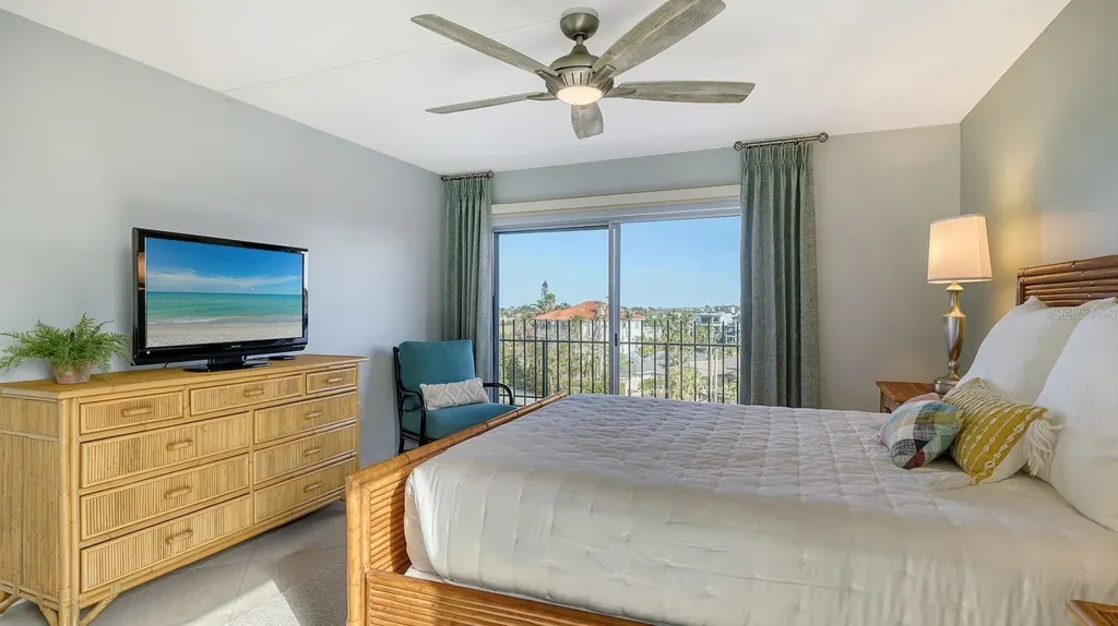 101 Benjamin Franklin Drive Sarasota FL 34236